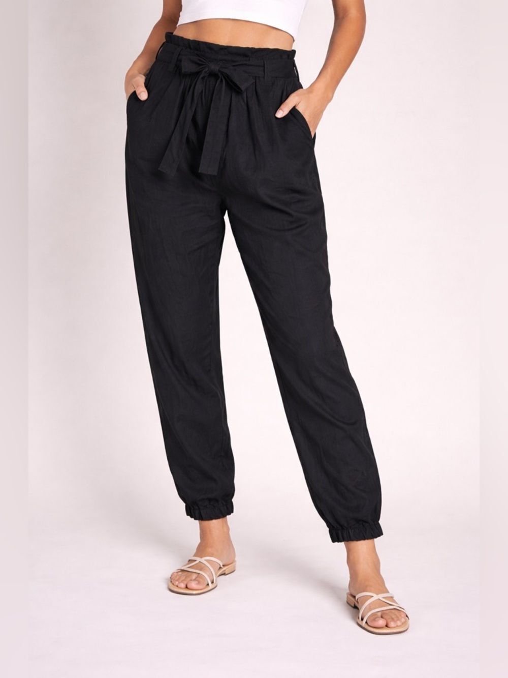 Banana Republic Black 100% Lyocell Belted Button Tapered Pants Size 18
